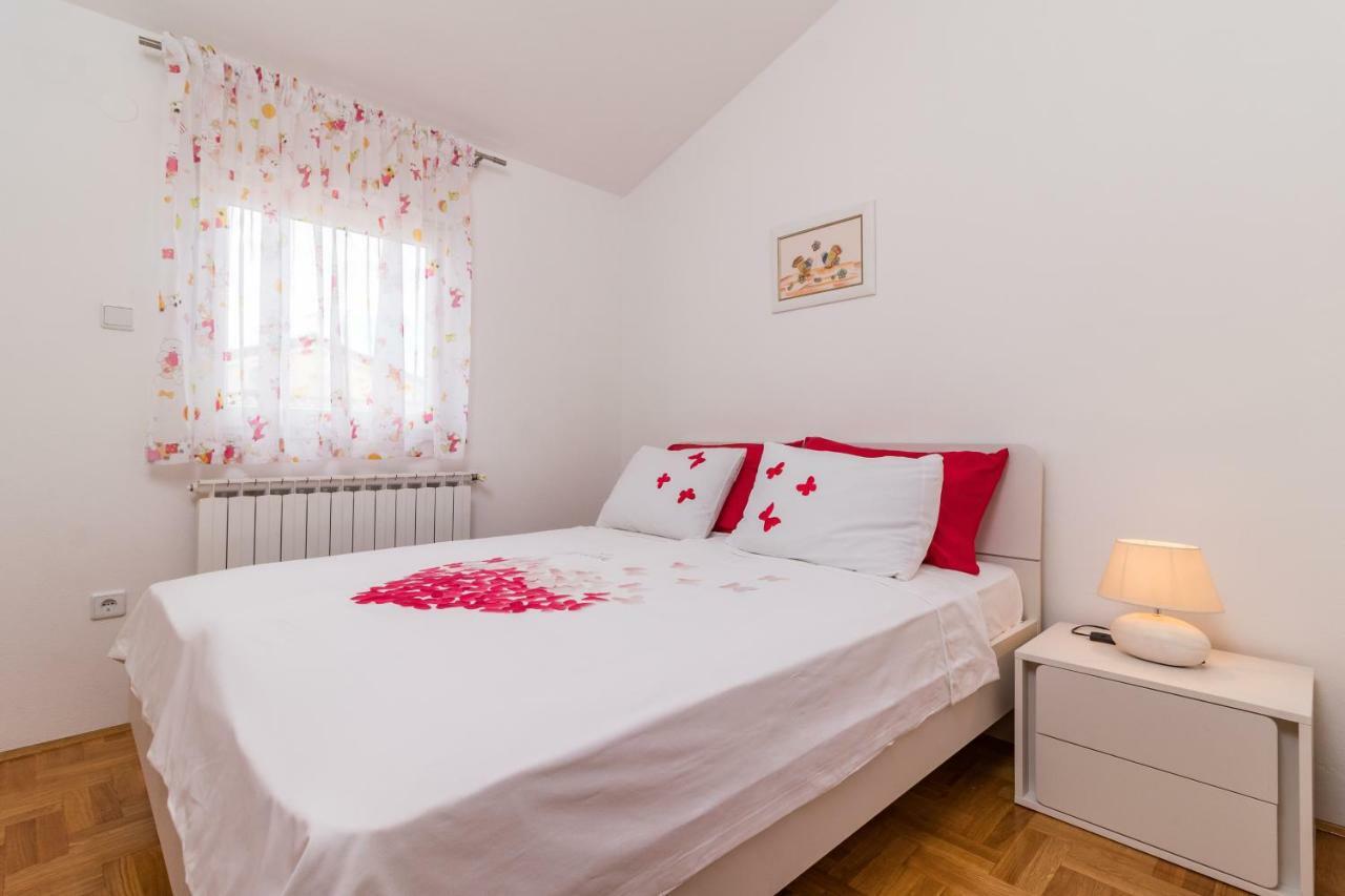 Apartman Andrea & Astrid Apartma Pula
